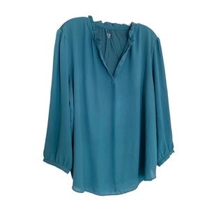 Loft Teal Top